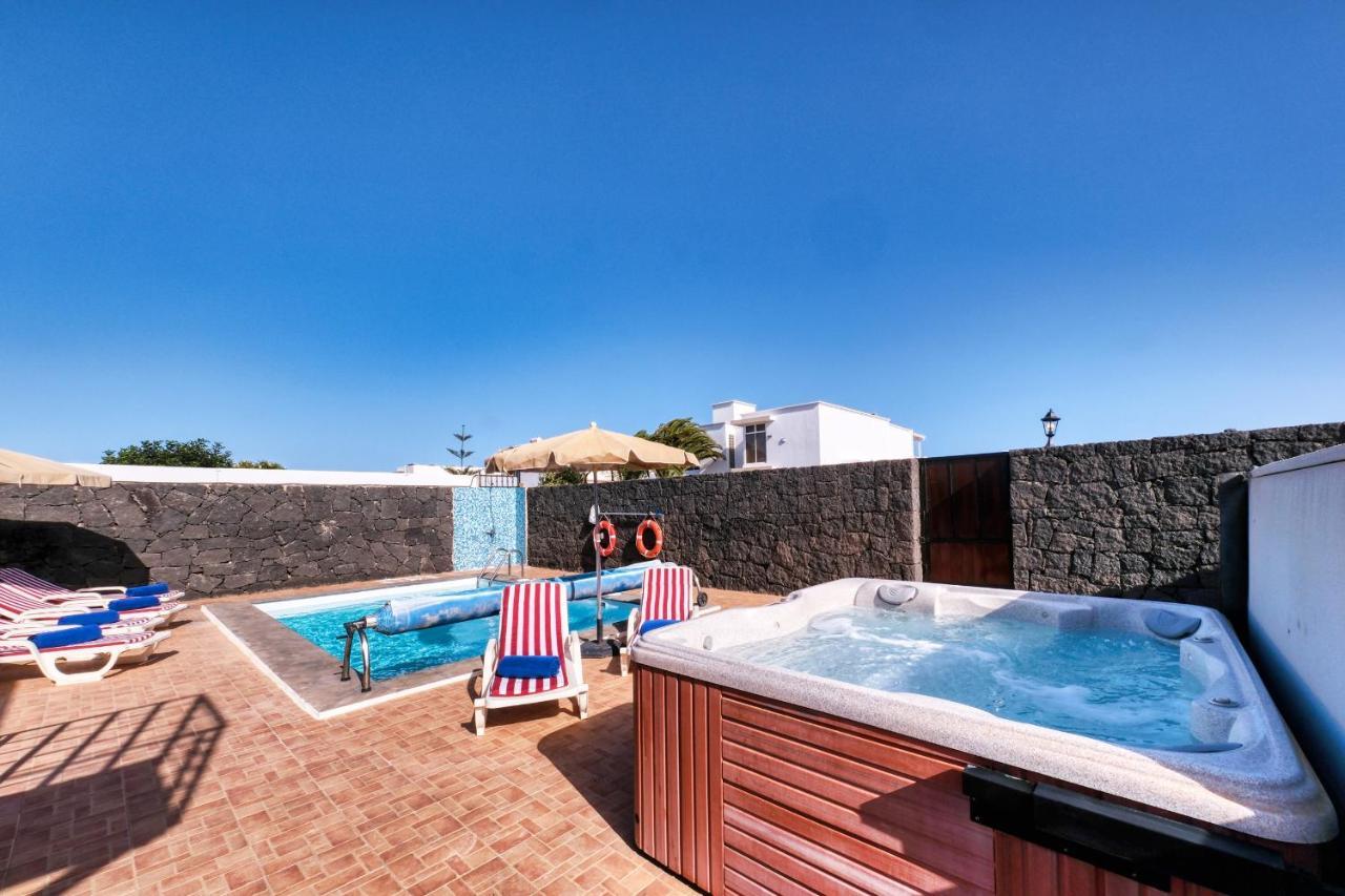 Villa Aurelia-Pool, Jacuzzi And Solarium Коста Бланка Экстерьер фото
